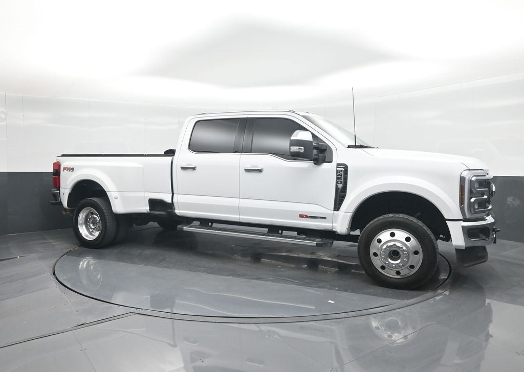 2025 Ford F-450SD Lariat DRW