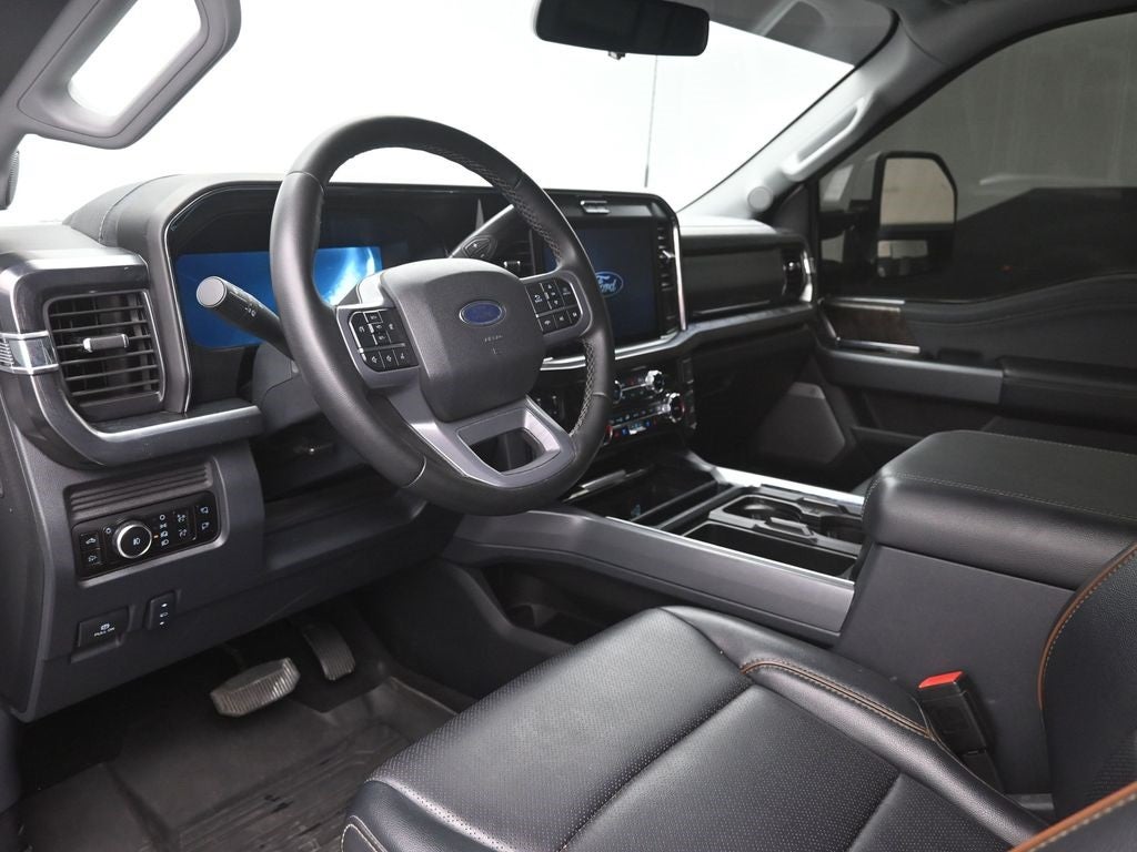 2025 Ford F-450SD Lariat DRW