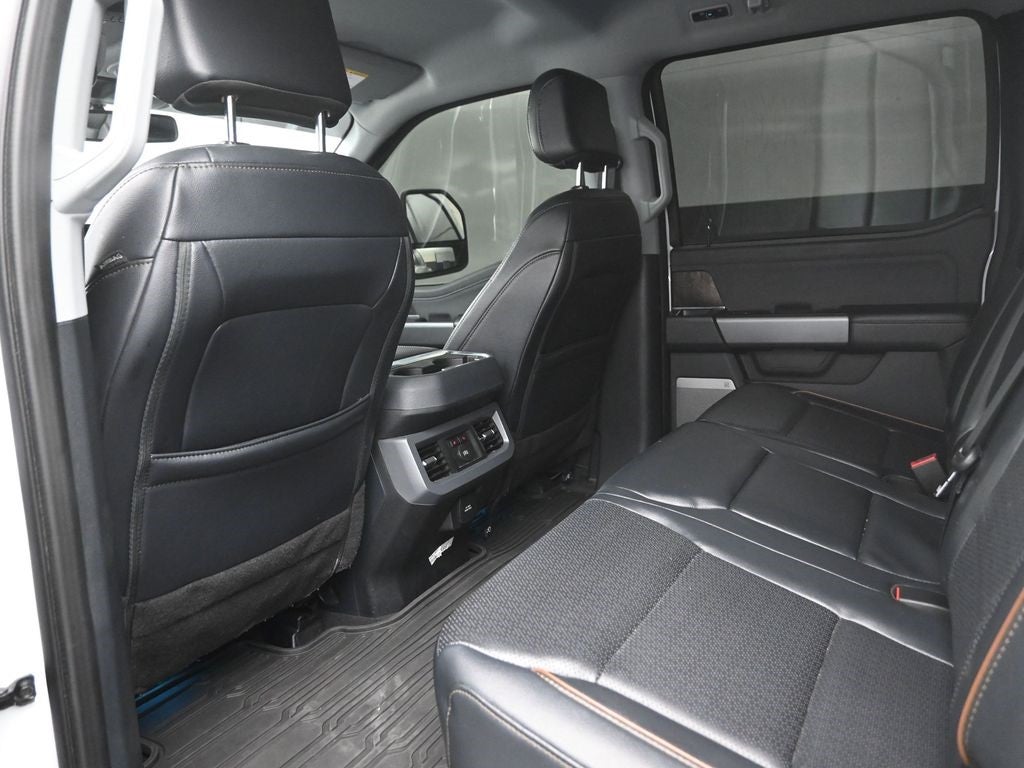 2025 Ford F-450SD Lariat DRW