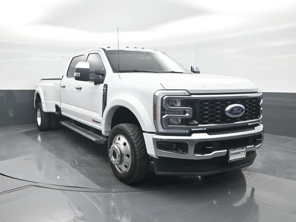 2025 Ford F-450SD Lariat DRW
