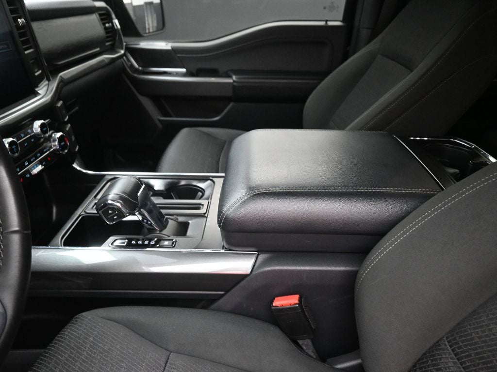 2023 Ford F-150 XLT 302