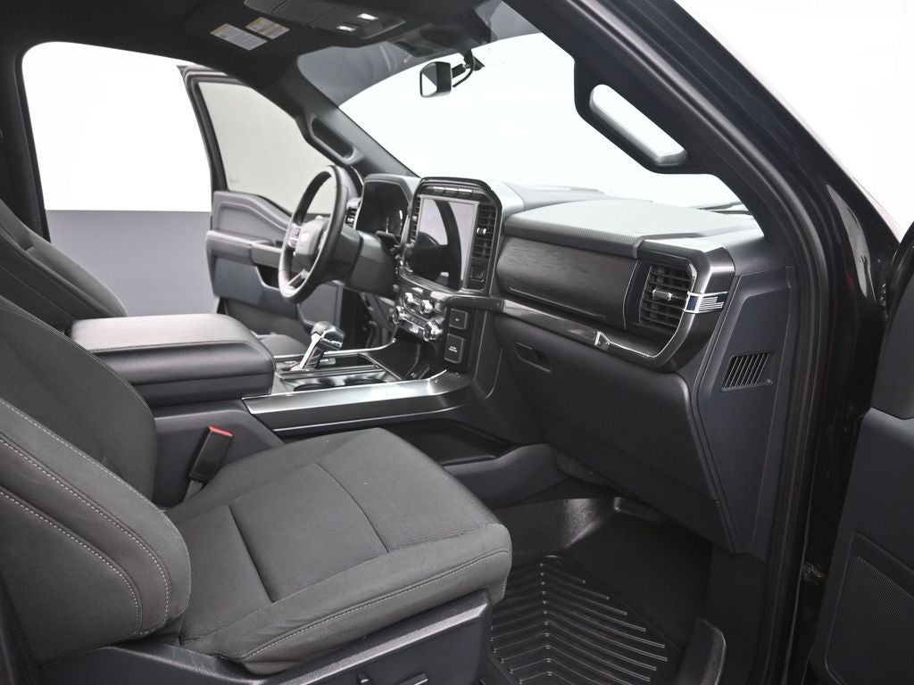 2023 Ford F-150 XLT 302