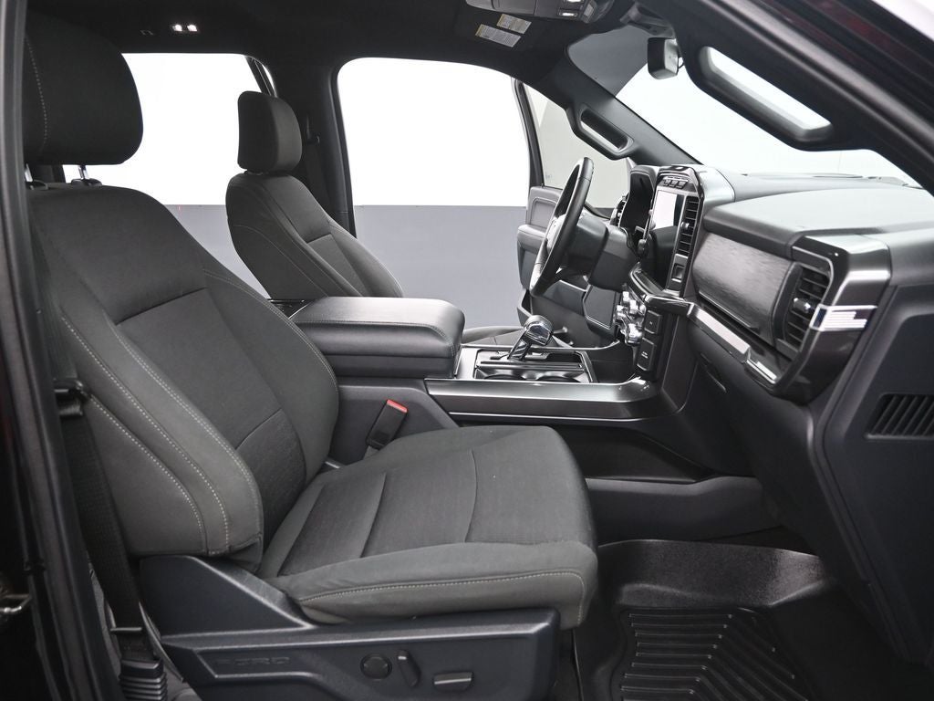 2023 Ford F-150 XLT 302