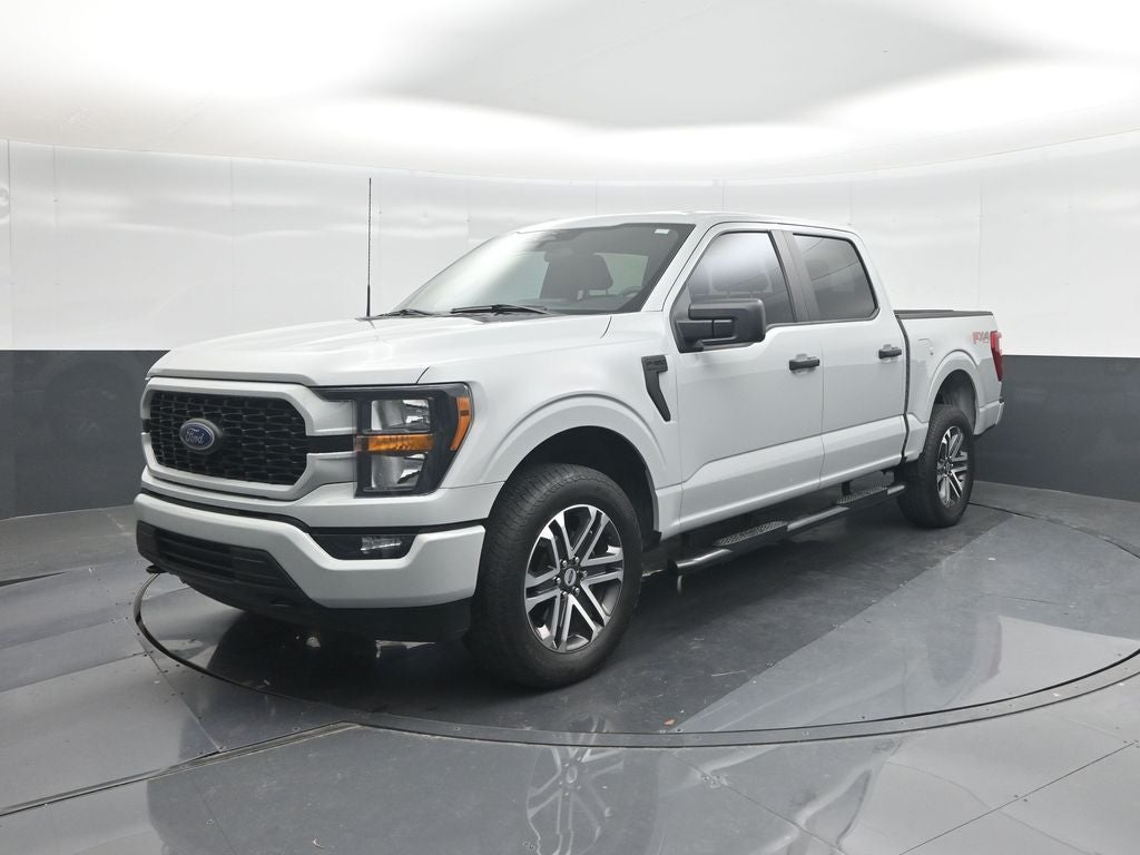 2023 Ford F-150 XL STX V8
