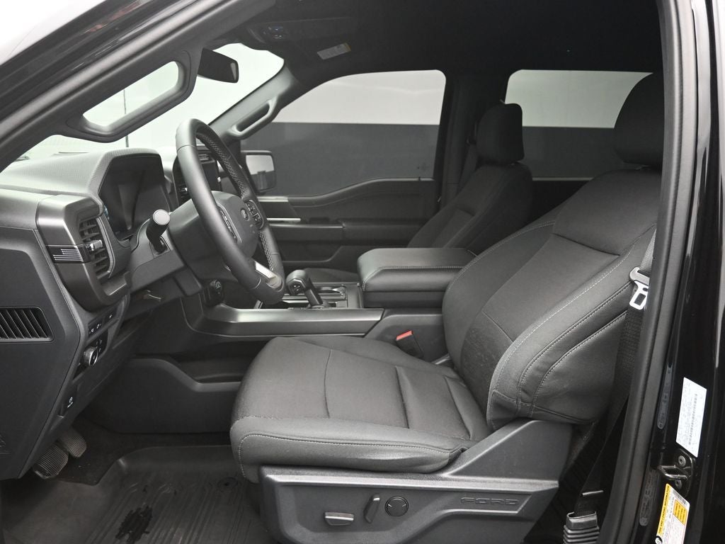 2024 Ford F-150 XLT 302A MOON ROOF