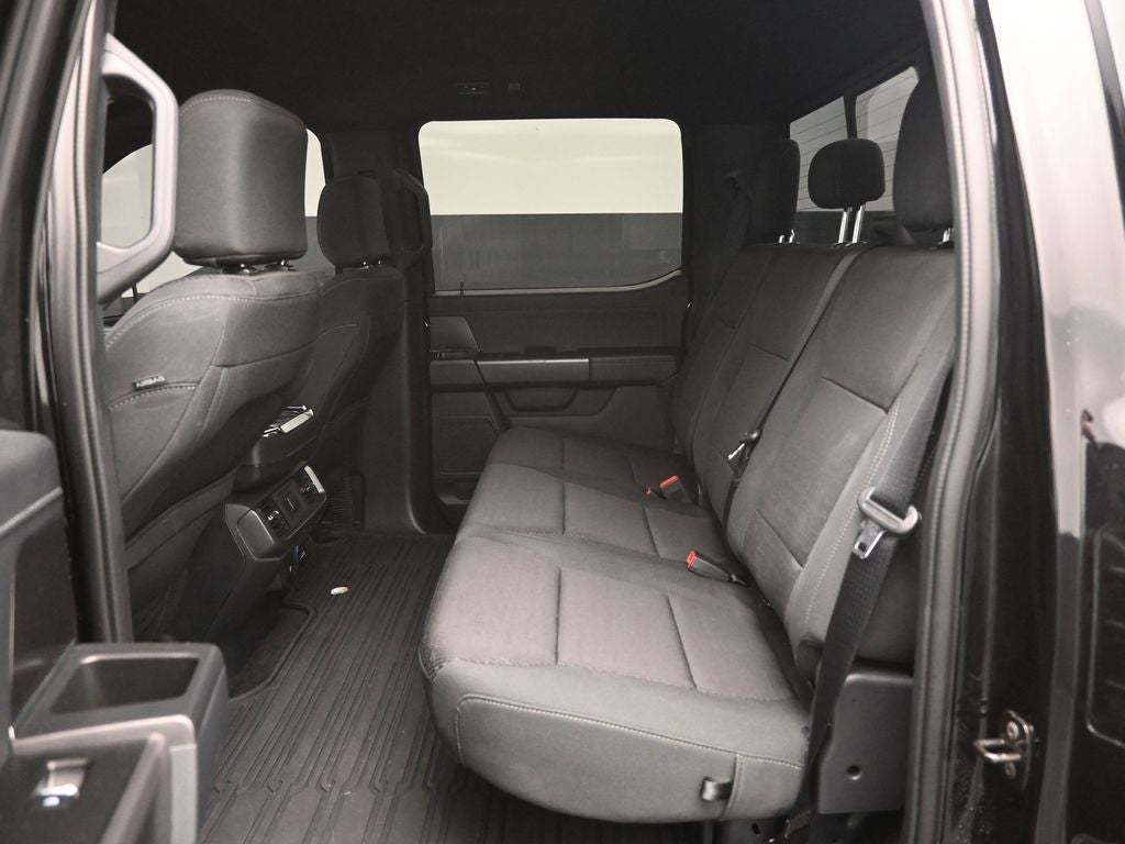 2024 Ford F-150 XLT 302A MOON ROOF