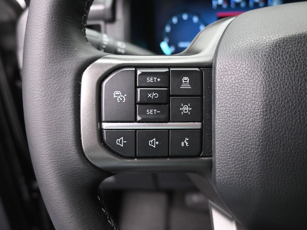 2024 Ford F-150 XLT 302A MOON ROOF