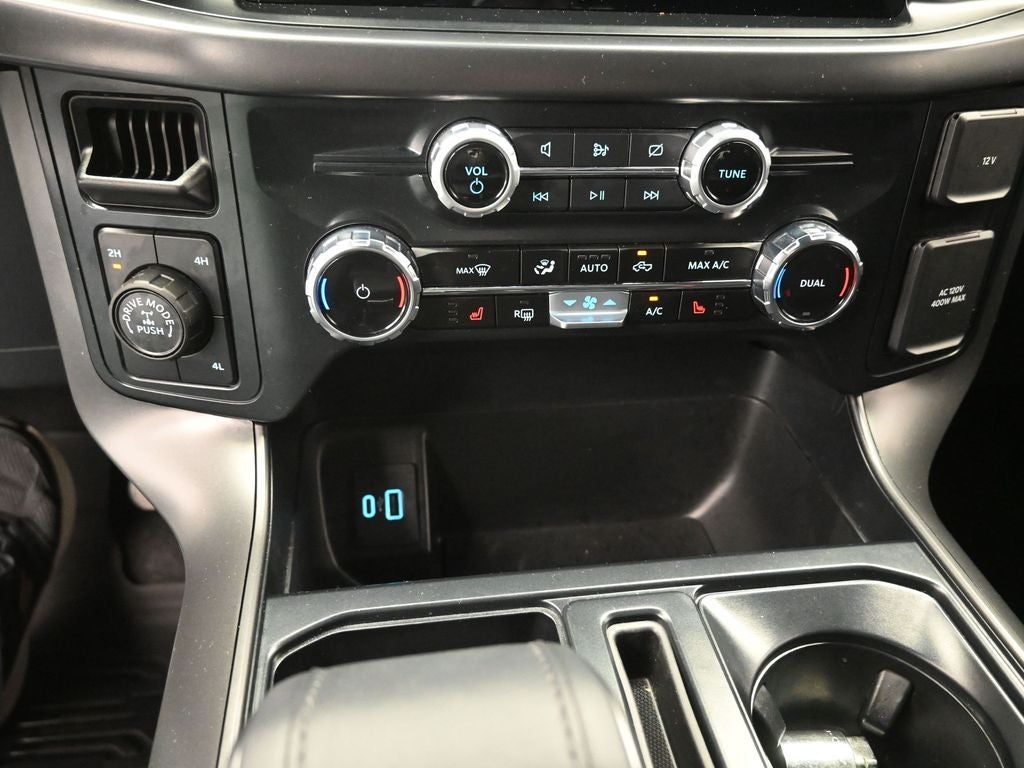 2024 Ford F-150 XLT 302A MOON ROOF