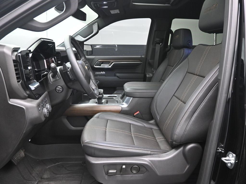 2024 Chevrolet Silverado 1500 High Country LIFTED