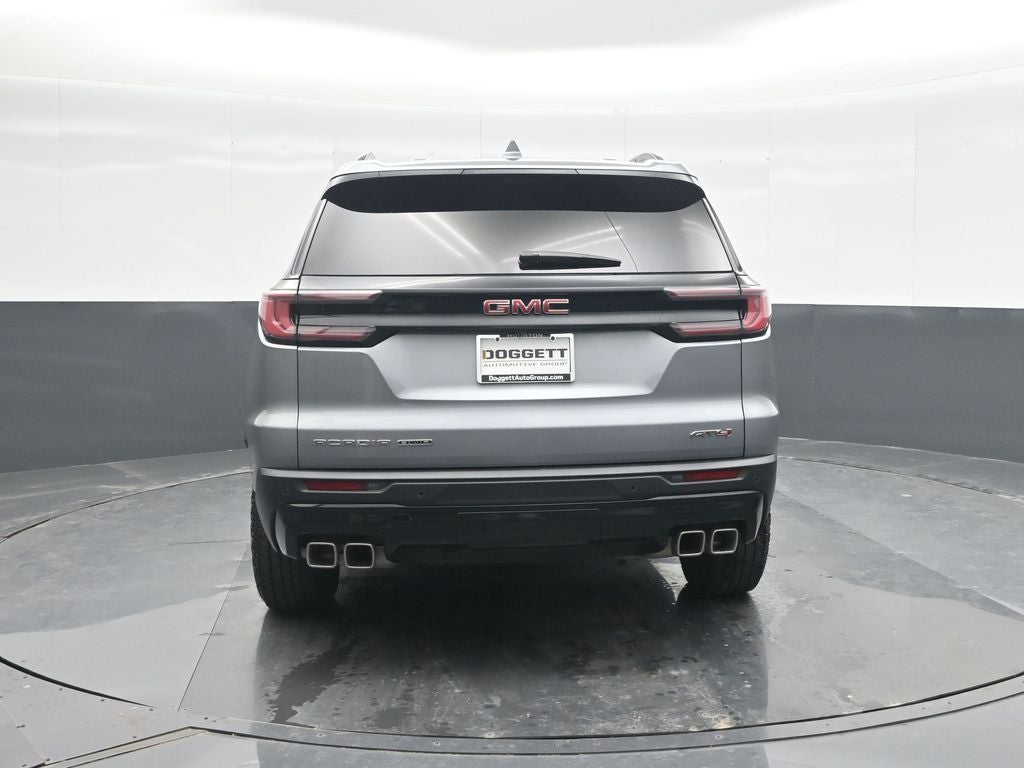 2025 GMC Acadia AT4