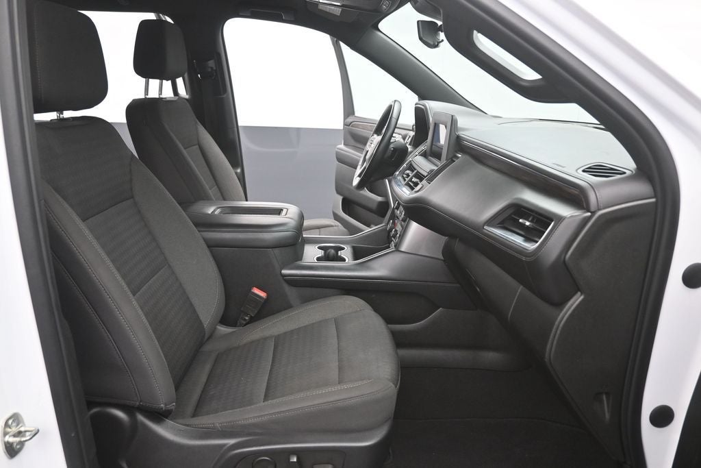 2023 Chevrolet Suburban LS