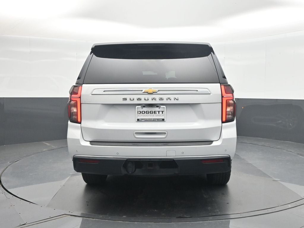 2023 Chevrolet Suburban LS