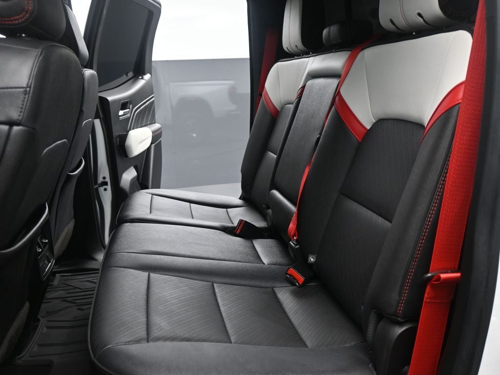 2024 GMC Canyon AT4X