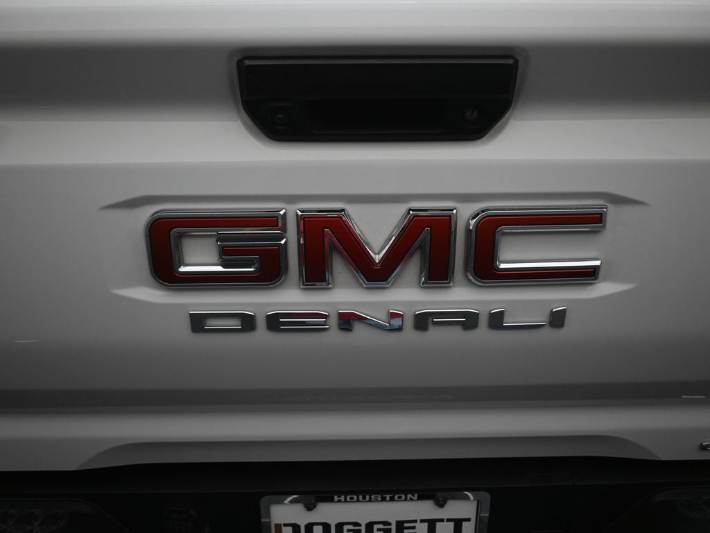 2024 GMC Canyon Denali