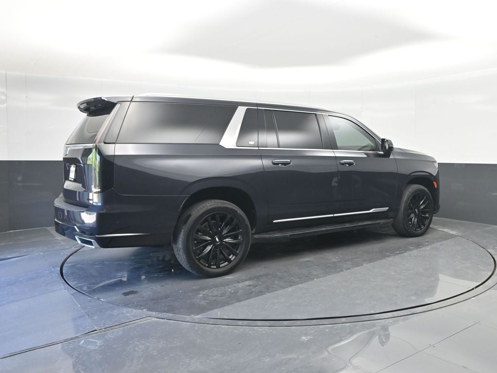 2023 Cadillac Escalade ESV Premium