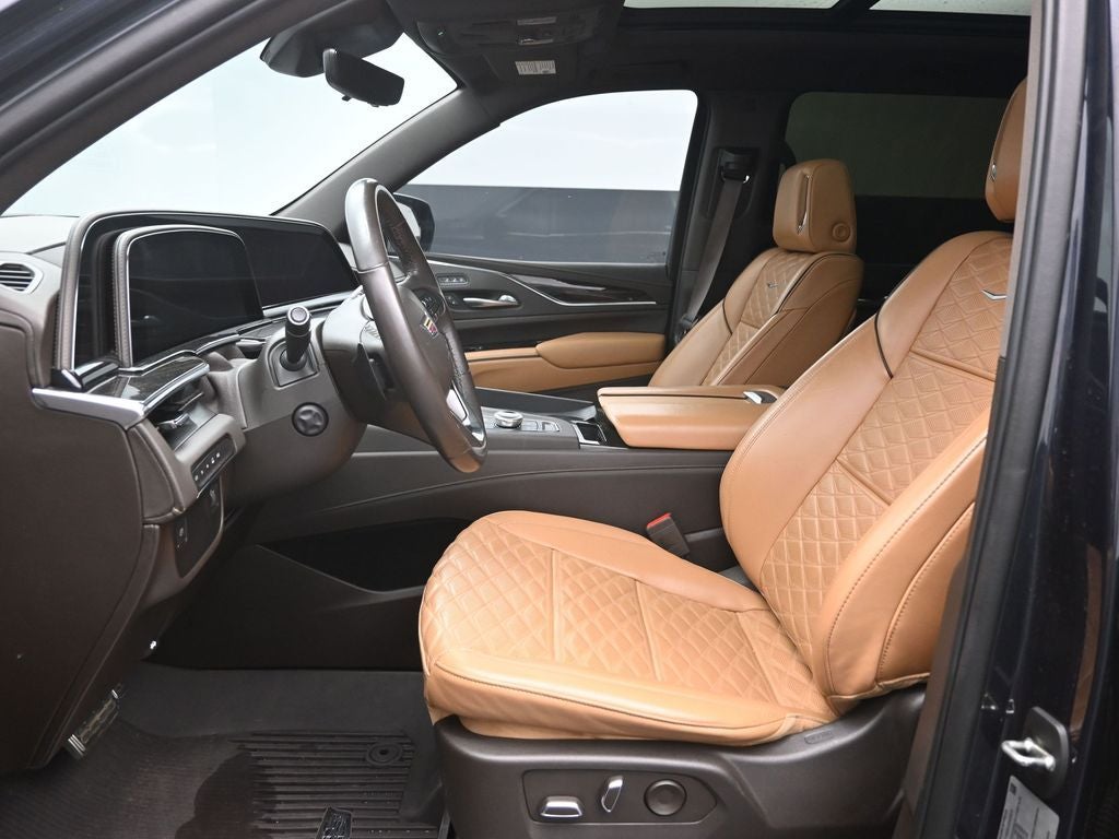 2023 Cadillac Escalade ESV Premium