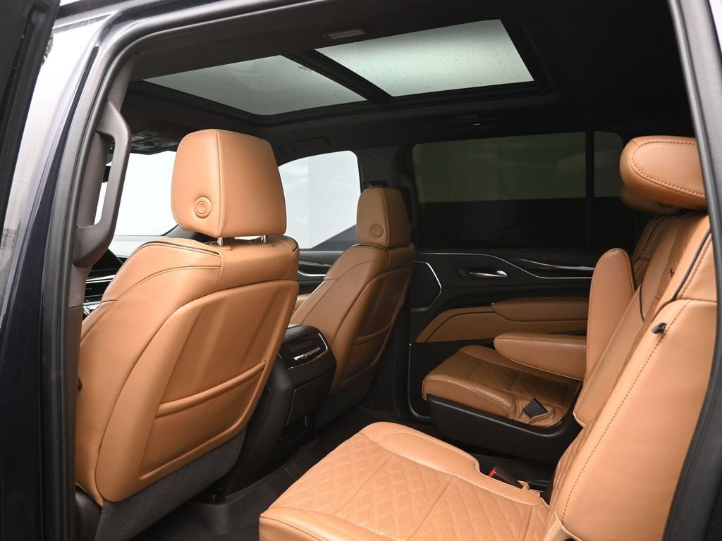 2023 Cadillac Escalade ESV Premium