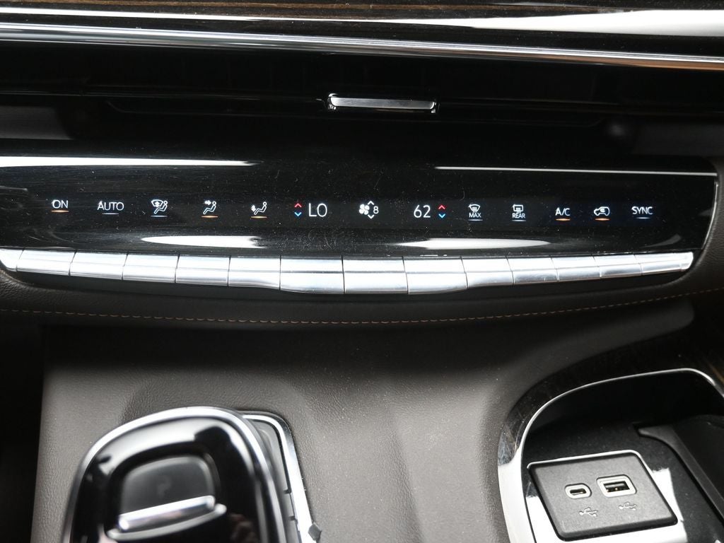 2023 Cadillac Escalade ESV Premium