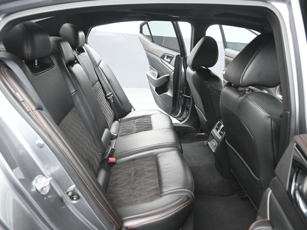 2021 Nissan Maxima SR