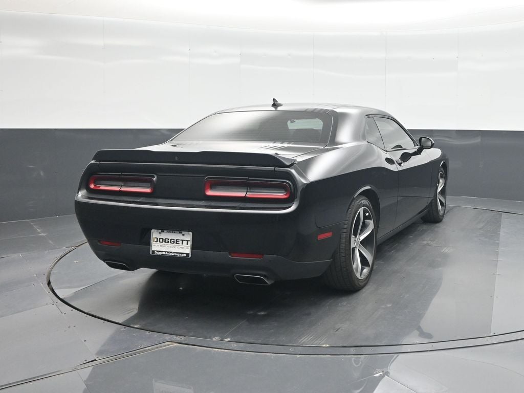 2015 Dodge Challenger R/T Shaker