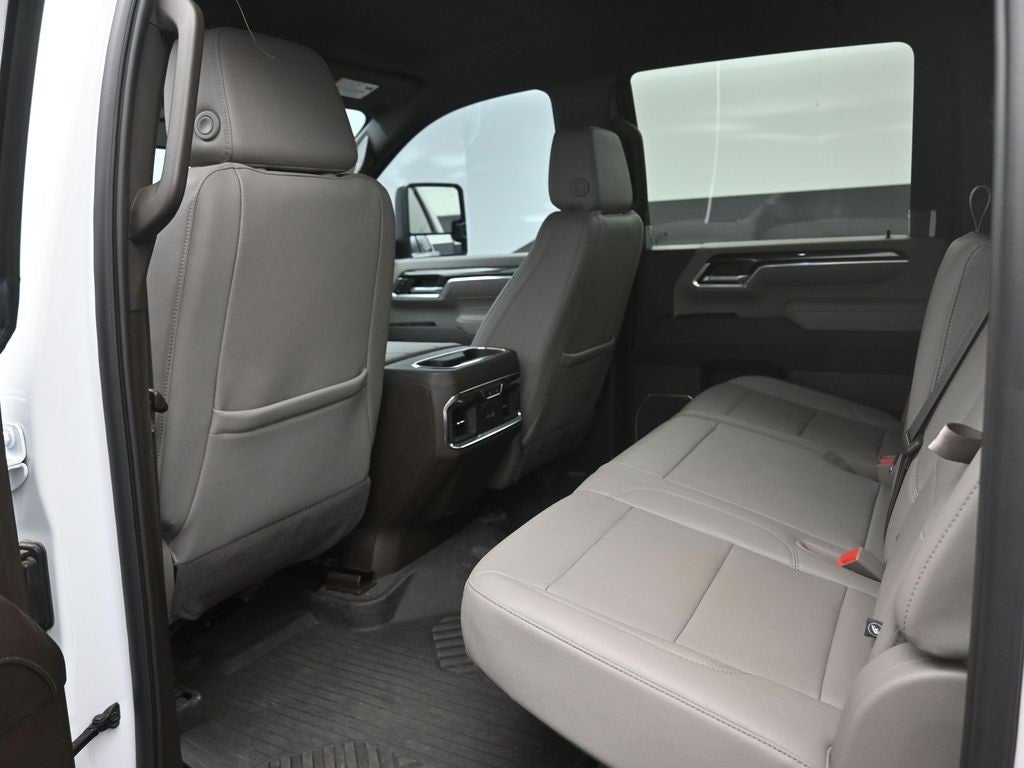 2025 Chevrolet Silverado 3500HD LTZ