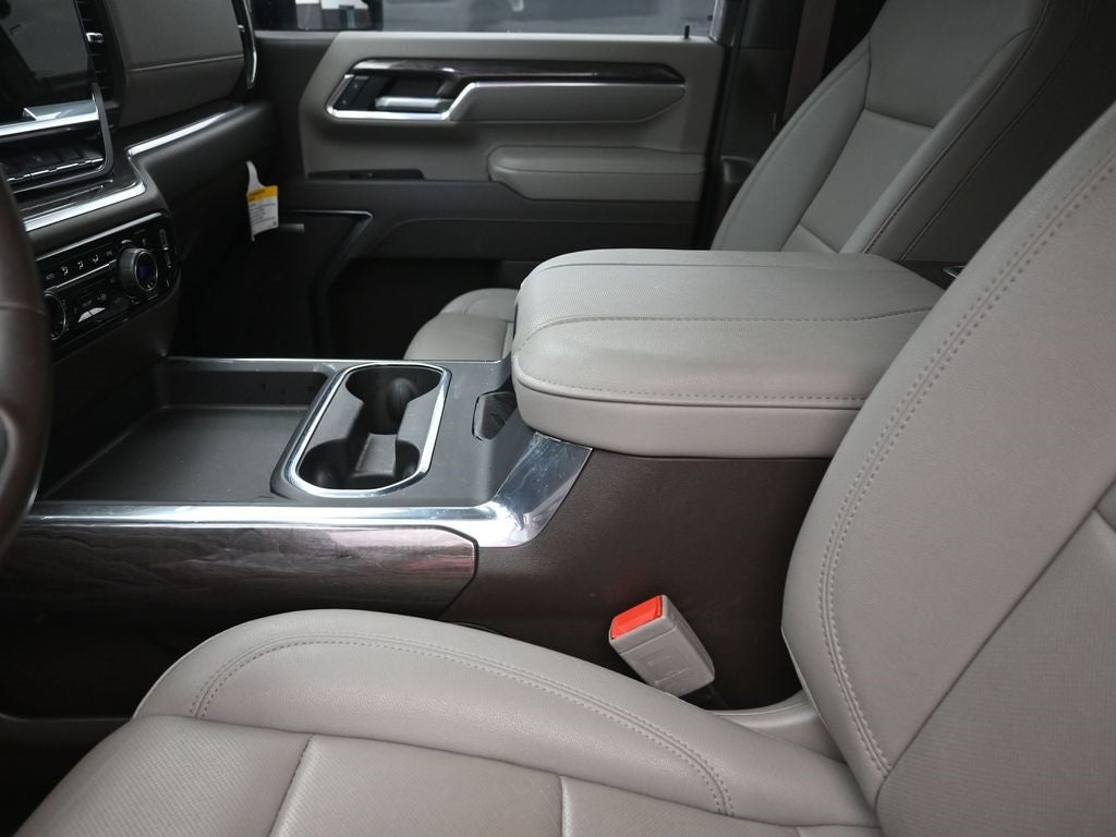 2025 Chevrolet Silverado 3500HD LTZ