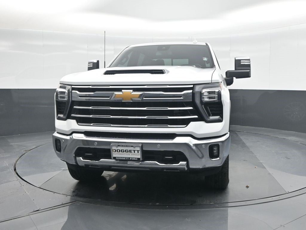2025 Chevrolet Silverado 3500HD LTZ
