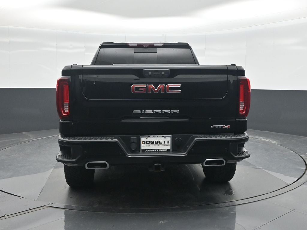 2022 GMC Sierra 1500 AT4