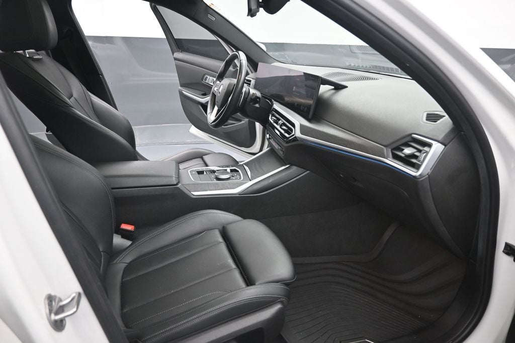 2023 BMW 3 Series 330i