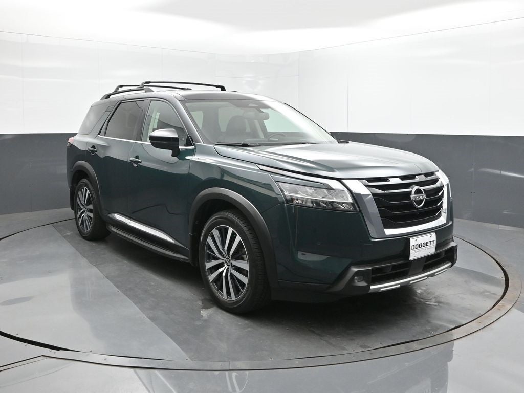 2022 Nissan Pathfinder Platinum