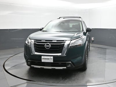 2022 Nissan Pathfinder Platinum