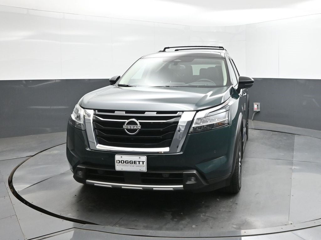 2022 Nissan Pathfinder Platinum