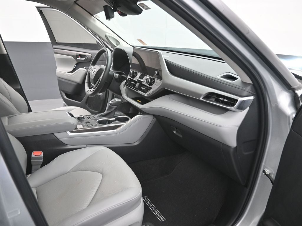 2024 Toyota Highlander Platinum