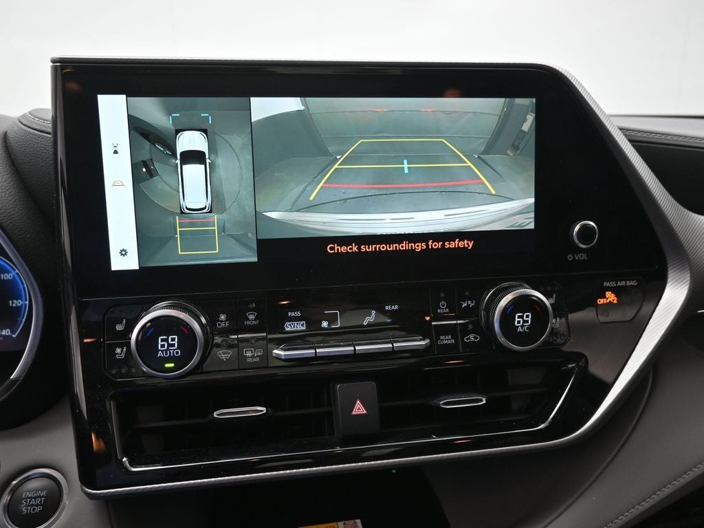 2024 Toyota Highlander Platinum