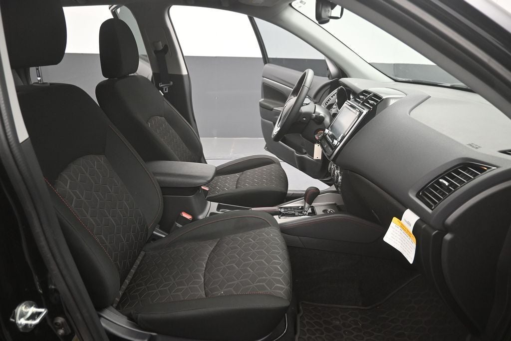 2025 Mitsubishi Outlander Sport 2.0 ES