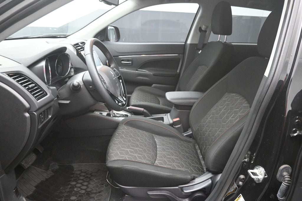 2025 Mitsubishi Outlander Sport 2.0 ES
