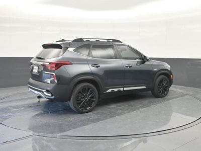 2022 Kia Seltos Nightfall