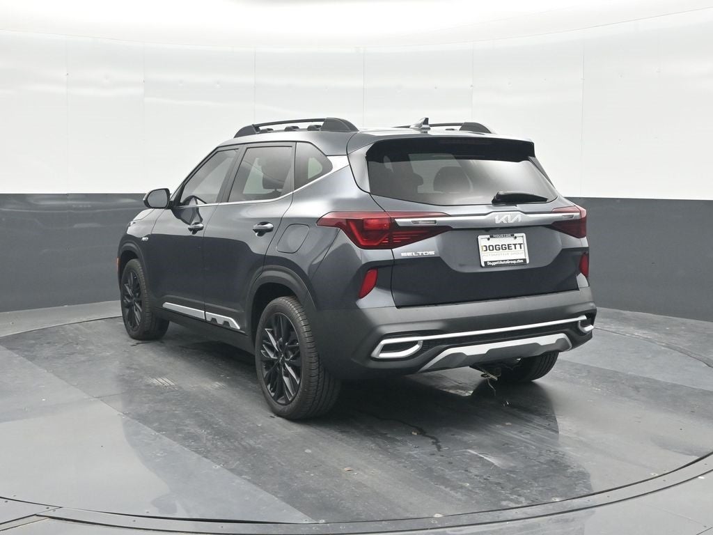 2022 Kia Seltos Nightfall