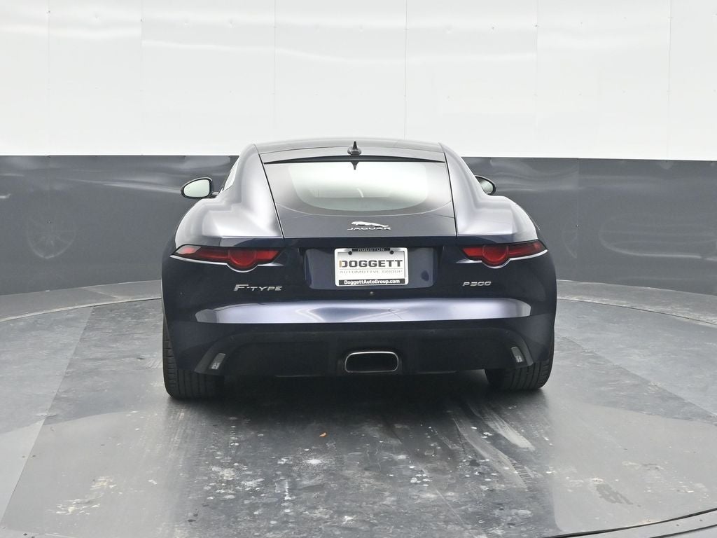 2019 Jaguar F-TYPE P300