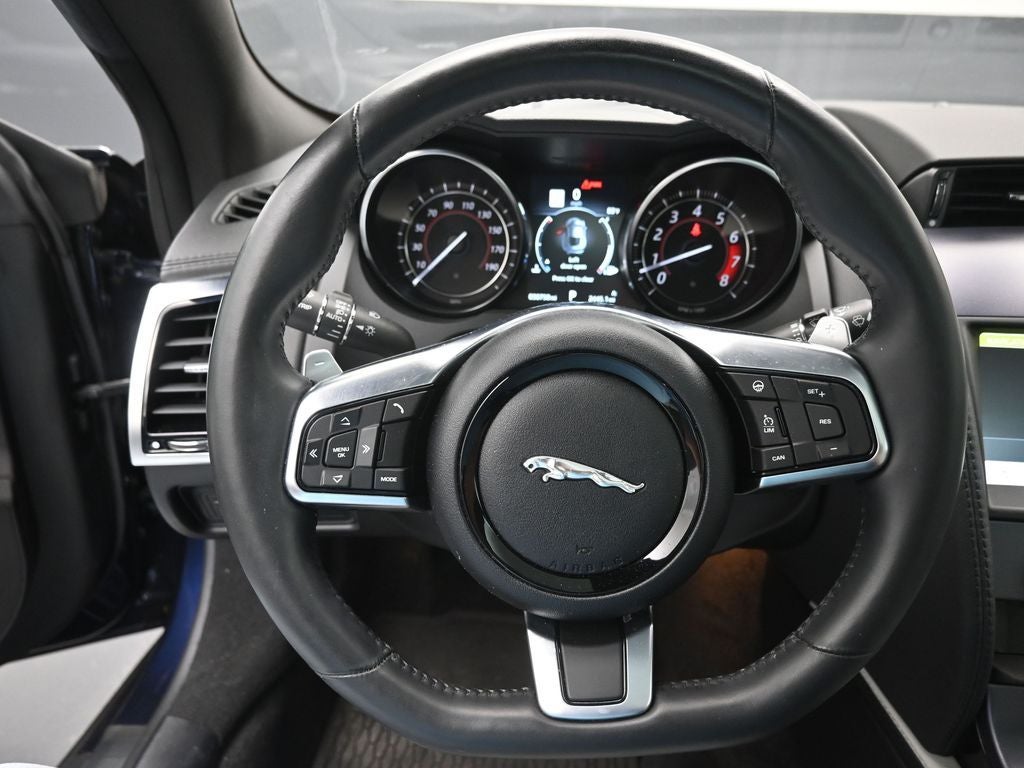 2019 Jaguar F-TYPE P300