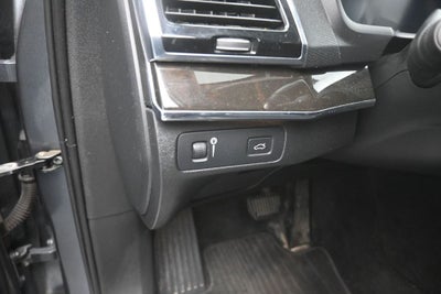 2018 Volvo XC90 T6 Momentum
