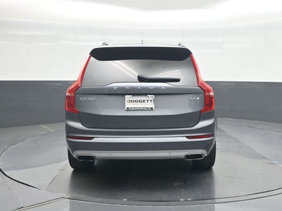 2018 Volvo XC90 T6 Momentum