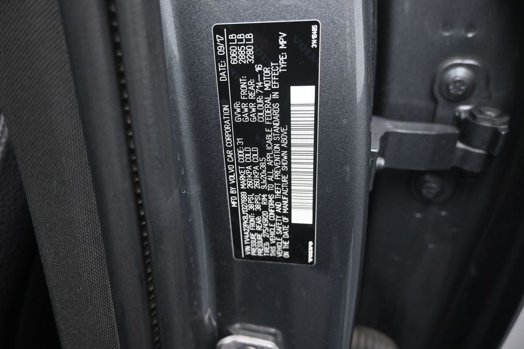 2018 Volvo XC90 T6 Momentum