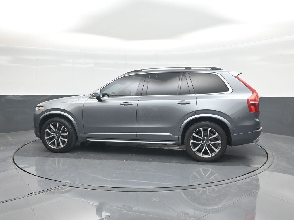 2018 Volvo XC90 T6 Momentum
