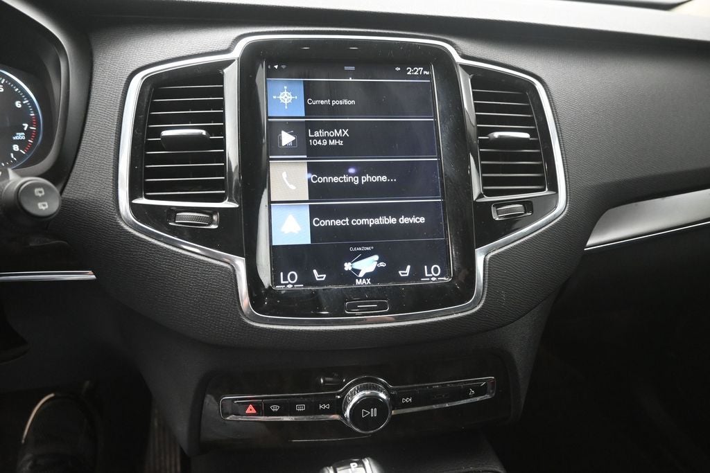 2018 Volvo XC90 T6 Momentum