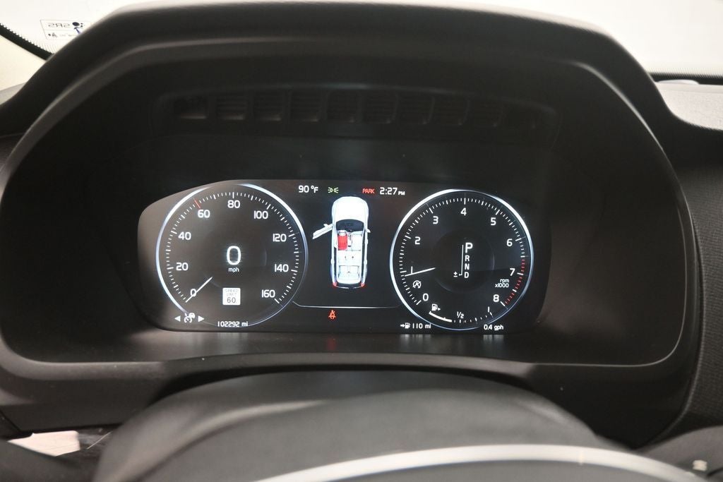 2018 Volvo XC90 T6 Momentum