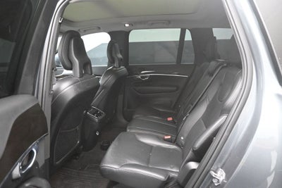 2018 Volvo XC90 T6 Momentum