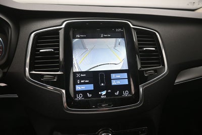 2018 Volvo XC90 T6 Momentum