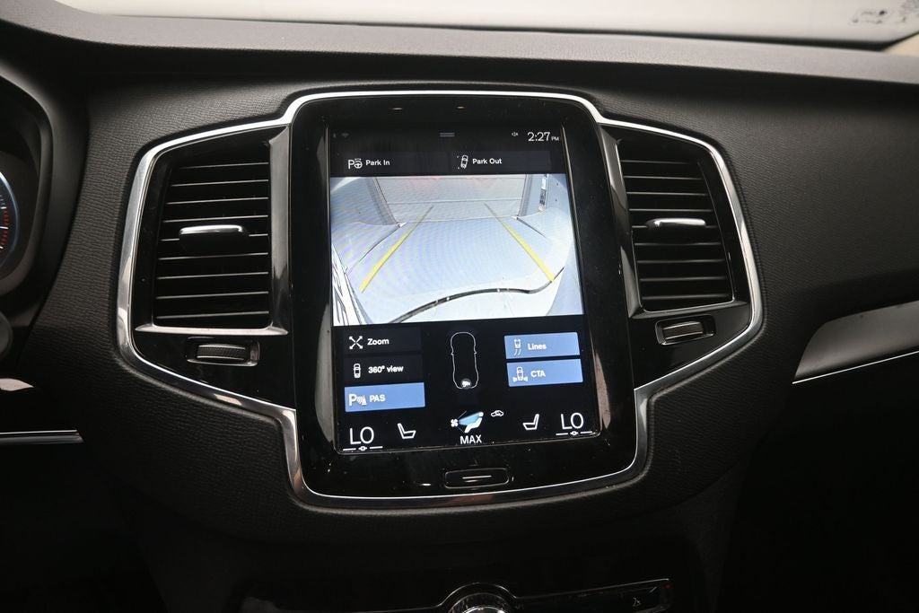 2018 Volvo XC90 T6 Momentum