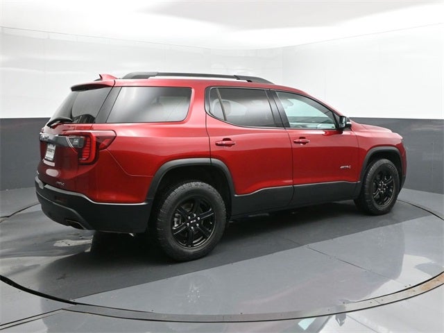 2022 GMC Acadia AT4